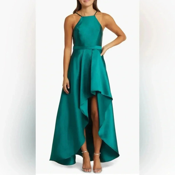 Lulus Broadway Show Satin High-Low Gown in Emerald kelly green size S - Picture 1 of 17